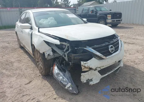 2017 Nissan Altima 2.5/S/Sv/Sl/Sr из США, поврежденный, VIN 1N4AL3AP2HN320756